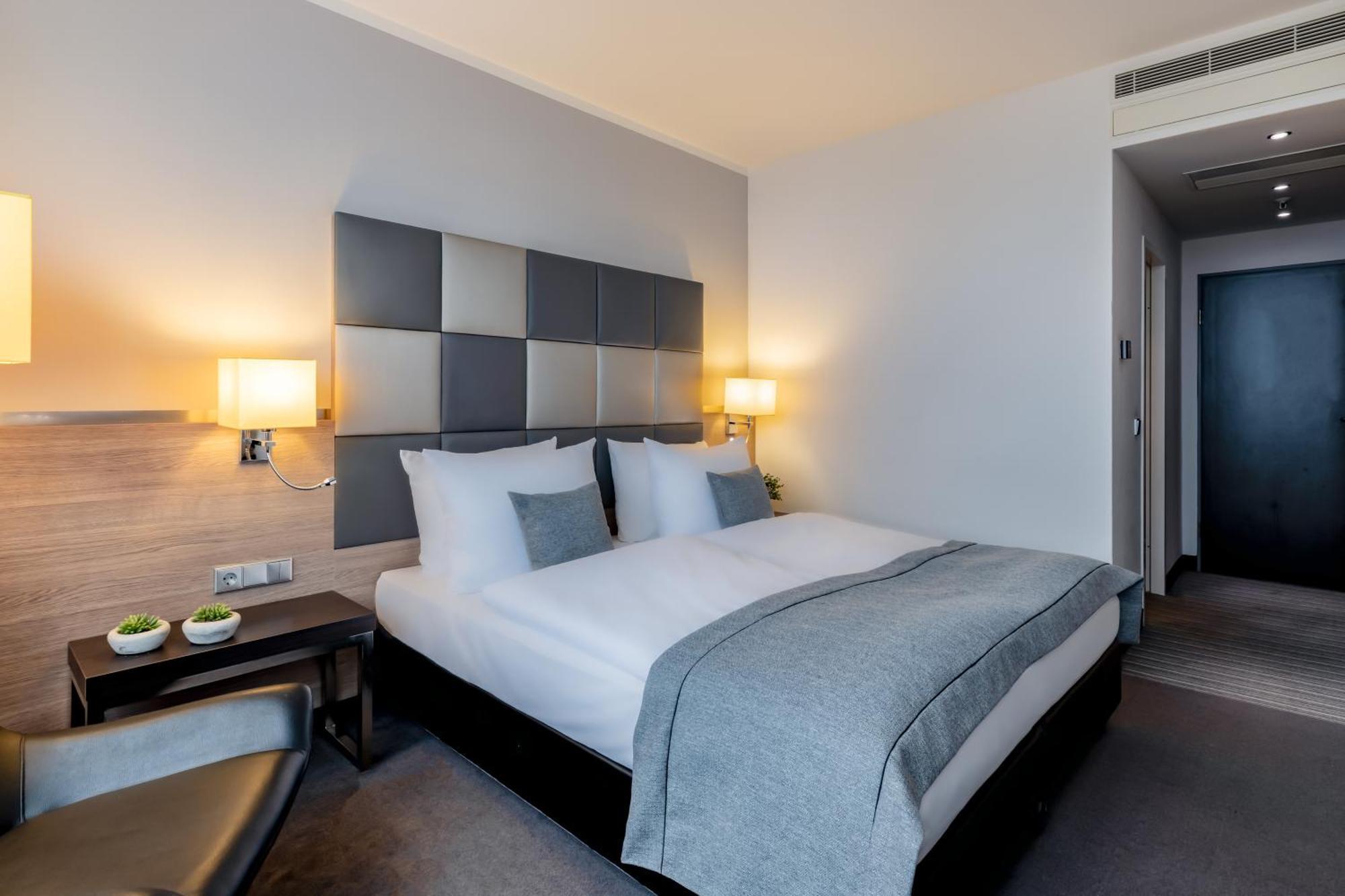 Select Spiegelturm 4*