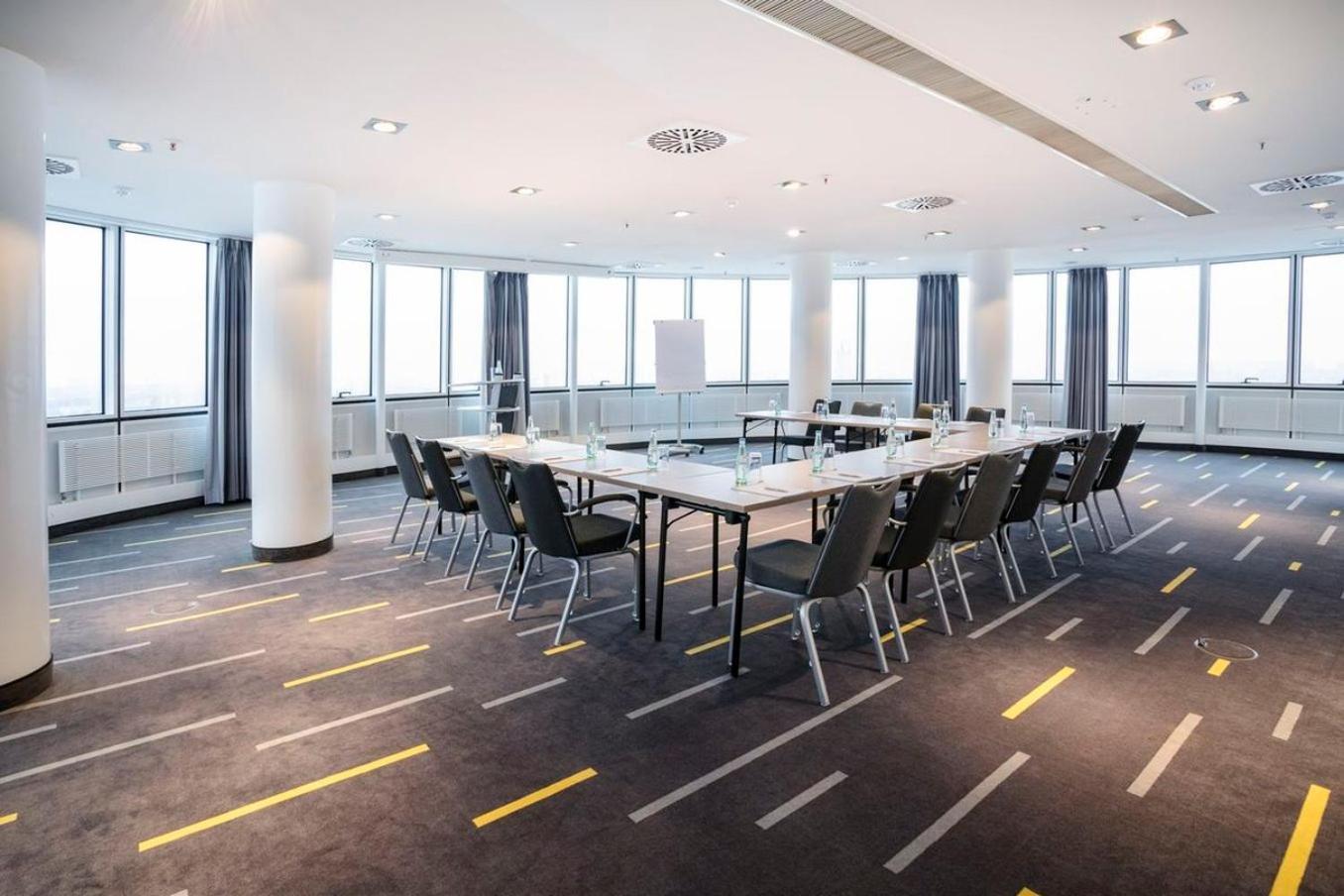 Select Spiegelturm Hotel Berlin