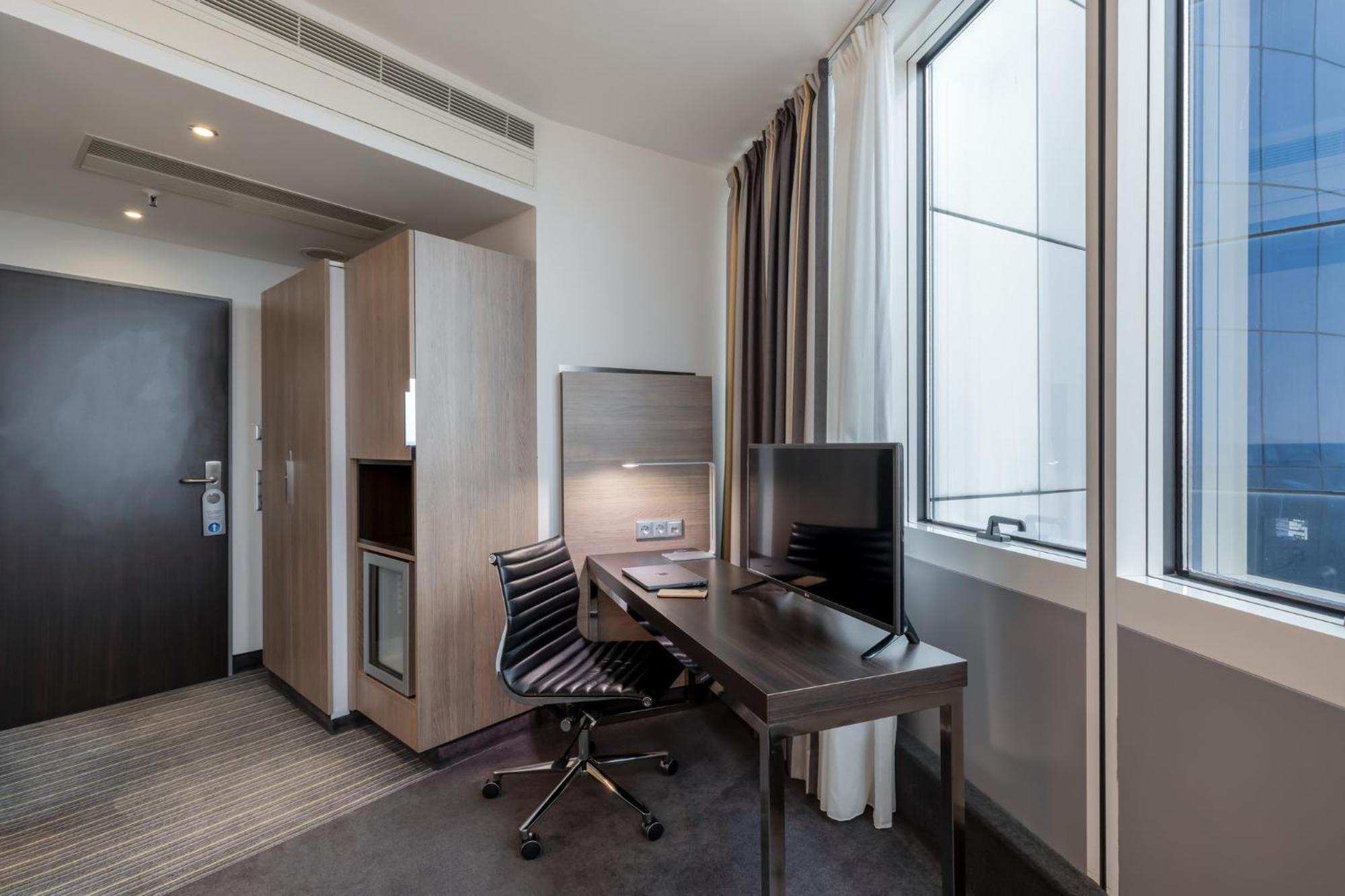 Select Spiegelturm Hotel